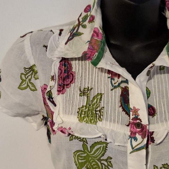 Floral blouse - Picture 2 of 5